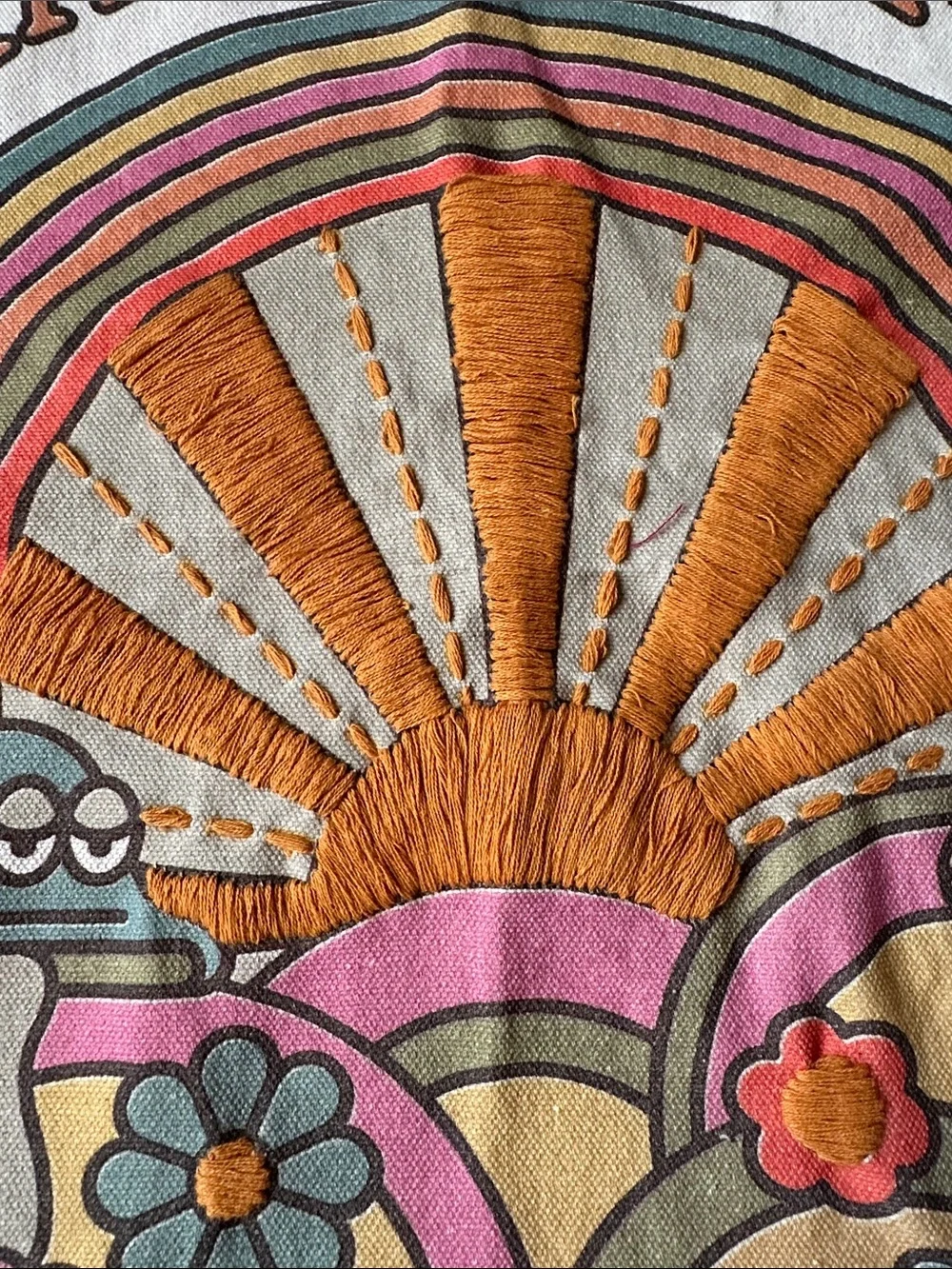 Grateful For Everything Retro Sunburst Wall Tapestry - Urban Outfitters